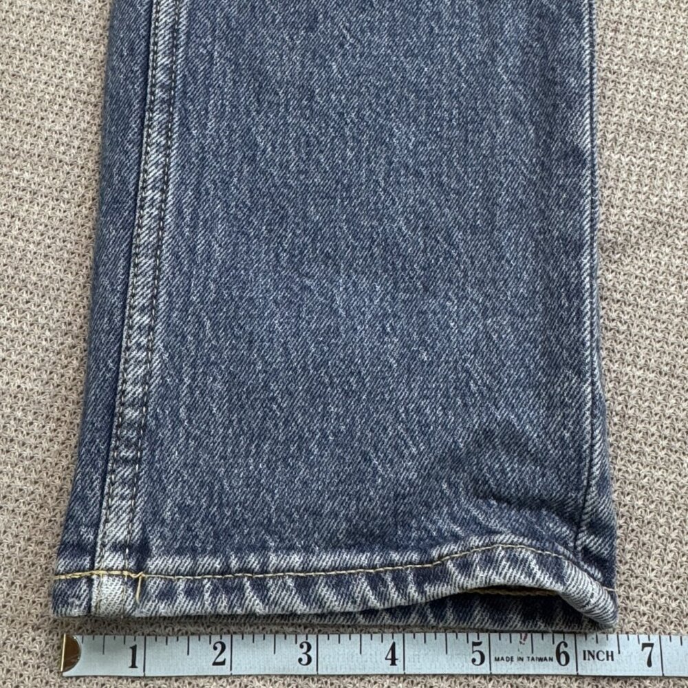 Free Assembly Womens Size 2 Blue Denim 90s Straight Jeans Mid Rise 5 Pockets - Picture 13 of 14